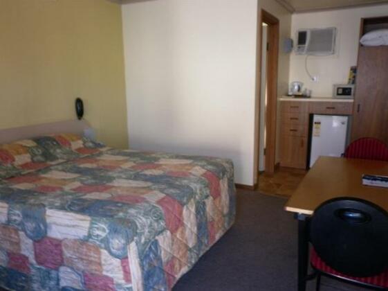 Daydream Motel and Apartments - Photo3