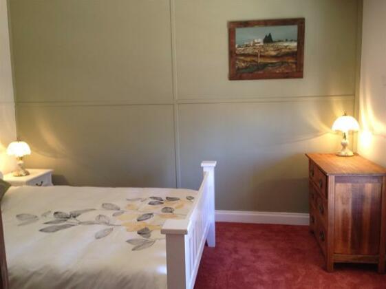 Miner's Cottage - Photo2