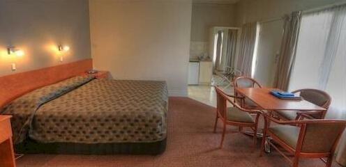 Silver Haven Motor Inn - Photo5
