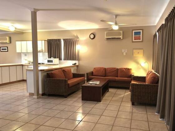 Cable Beachside Villas - Photo5