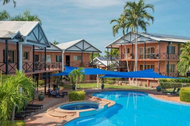 Moonlight Bay Suites - Photo3