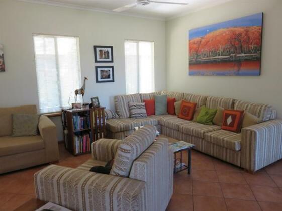 Ochre Moon B&B - Photo4