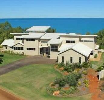 Shiba Lane Apartments Broome