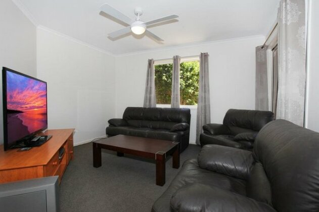 10 Harbour Parade - Photo5