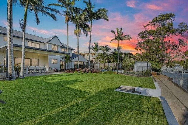 Canal Home Near Mooloolaba - Photo2