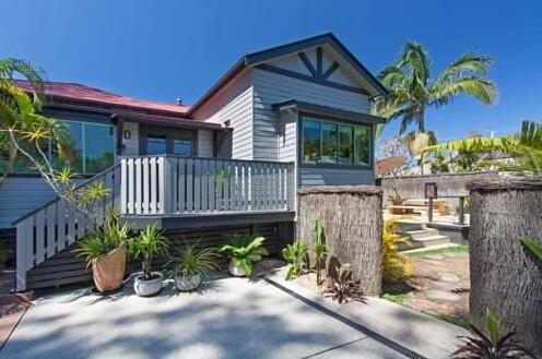 3 Little Pigs Holiday Home - Photo2