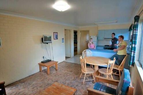 Backpackers Holiday Village - Photo3