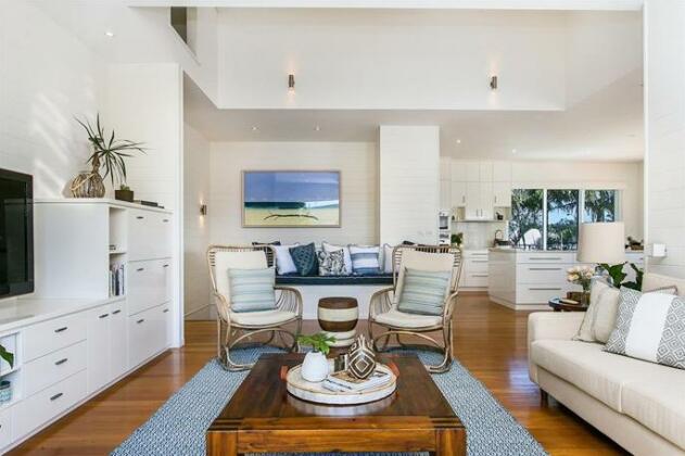 Byron Bathers - Photo3
