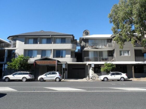 Byron Bay Hotel and Apartments - Photo2