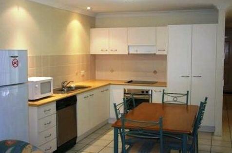 Byron Lakeside Holiday Apartments - Photo4