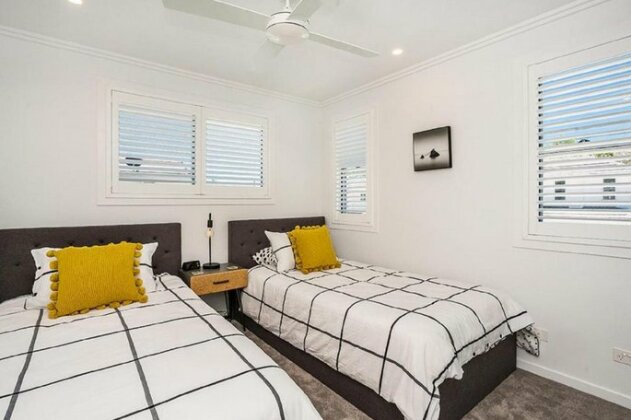 Seadrift 31 on Browning Street - Photo4