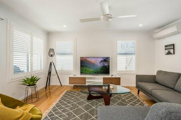 Seadrift 31 on Browning Street - Photo5