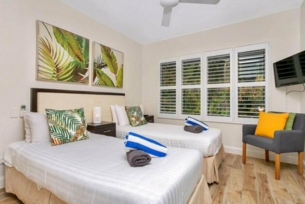 2121 Beach Club - Photo4