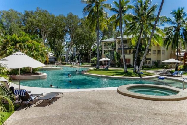 Amphora Resort Luxury Private Apts - Photo2
