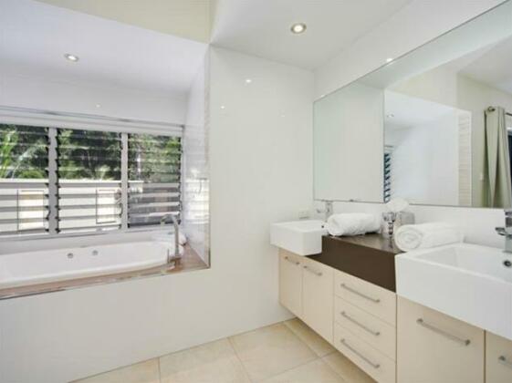 Bamboo 21 @ Palm Cove - Photo5