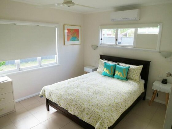 Edge Hill Clean & Green Cairns 7 Minutes from the Airport 7 Minutes to Cairns CBD & Reef Fleet Ter - Photo4