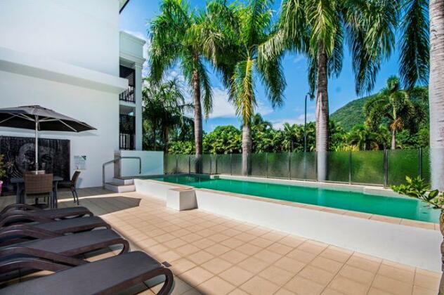 Elysium Apartments Cairns - Photo2