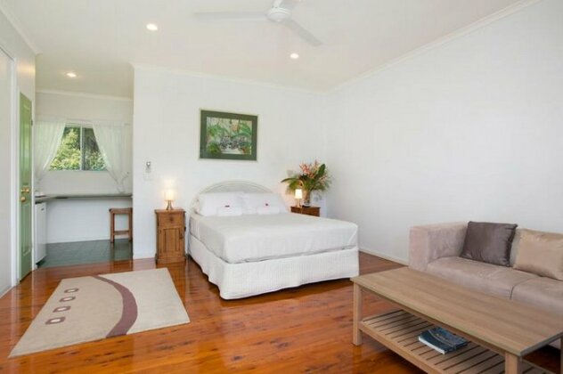 Jungara Cairns Bed and Breakfast - Photo4