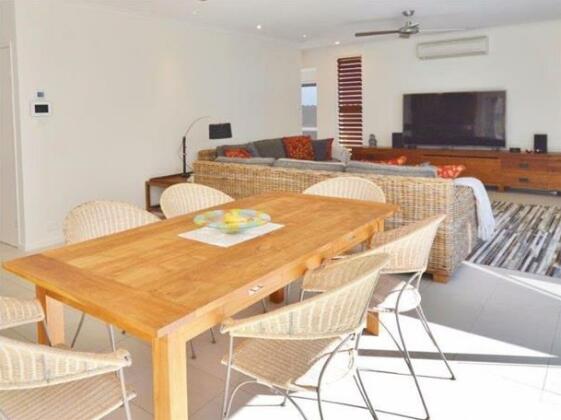 Lamu at Palm Cove - Photo2