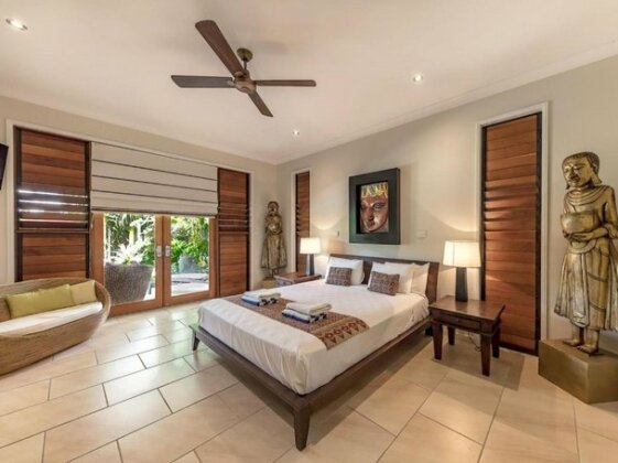 Larasati @ Palm Cove - Photo5