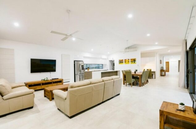 Parkview @ Palm Cove - Photo3