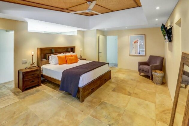 Poppy's Retreat Palm Cove - Photo4