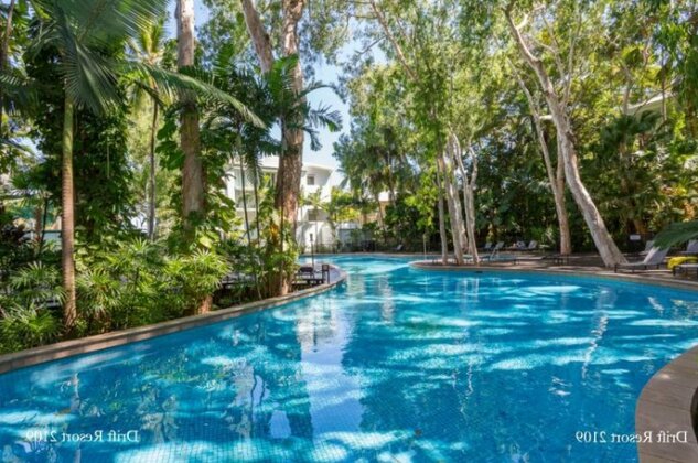 Relax in Palm Cove - Photo2