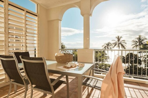 Sea Change Beachfront Apartments - Photo2