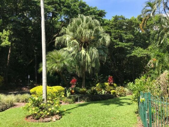 Secluded tropical apartment - Photo4