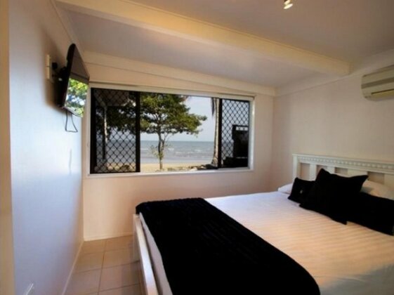 The Boutique Collection - Beach House on Redden Island - Photo4