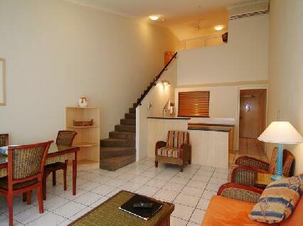 Trinity Beach Club - Photo2
