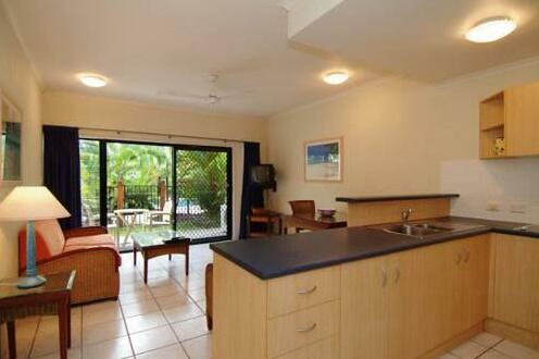 Trinity Beach Club - Photo3