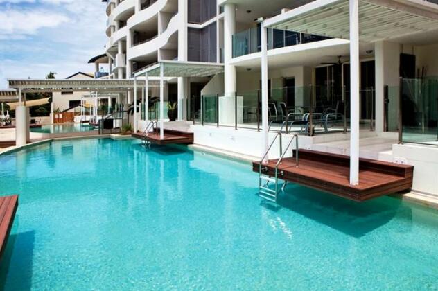 Waters Edge Apartment Cairns - Photo5