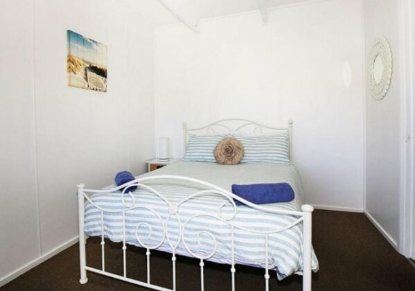 Lazy Days Beach House Jervis Bay - Pet Friendly 4 Mins Walk to Beach - Photo5