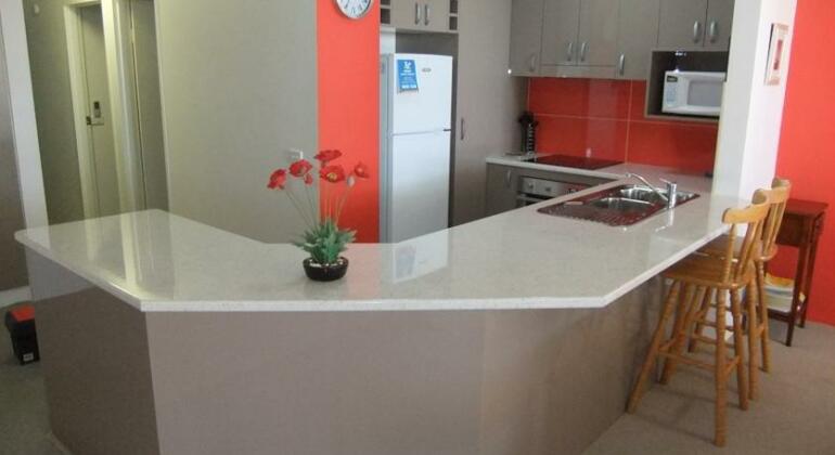 Sea Point Ocean Apartments - Photo2