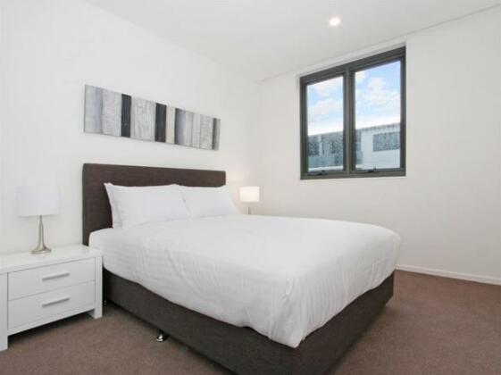 Accommodate Canberra - Braddon IQ Smart Apartments - Photo2