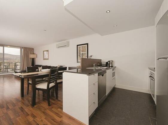Accommodate Canberra - The Avenue - Photo3