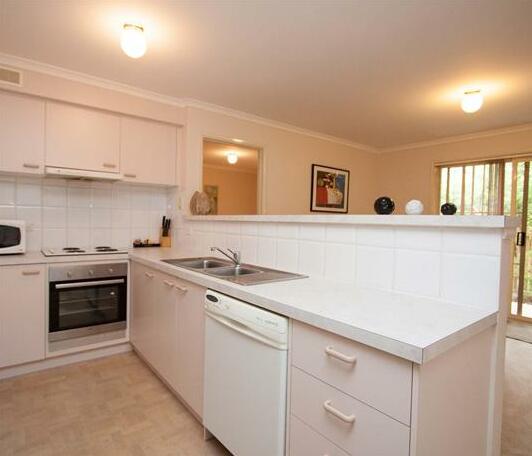 Canberra Short Term And Holiday Accommodation - Photo3