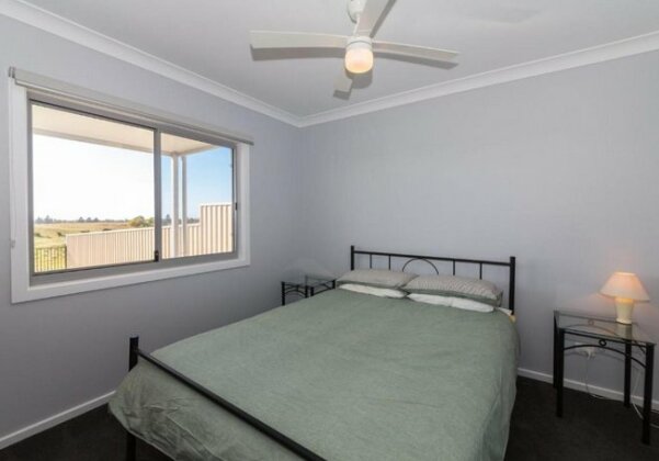Time Away - 50 Turnberry Drive - Photo2