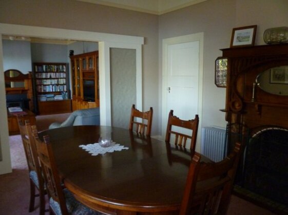 Donalea Bed and Breakfast & Riverview Apartment - Photo2