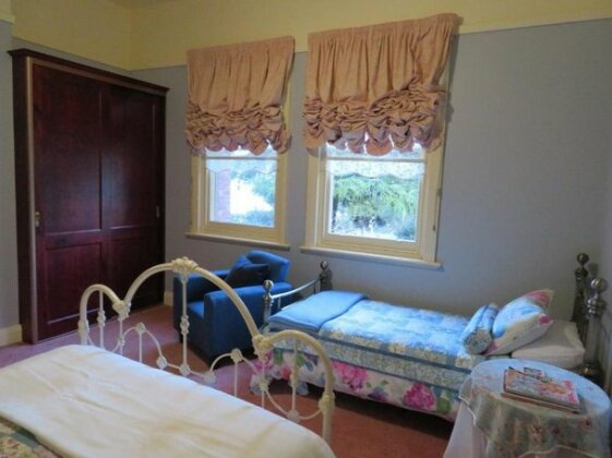 Donalea Bed and Breakfast & Riverview Apartment - Photo3