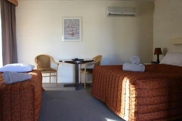 Cobram Colonial Motor Inn - Photo3