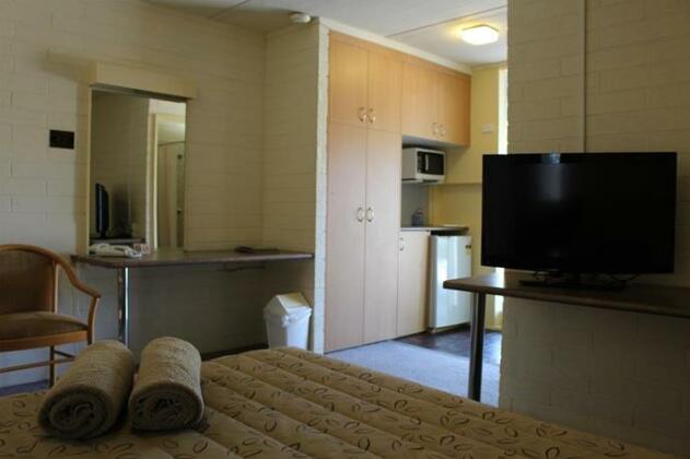 Cobram Colonial Motor Inn - Photo4