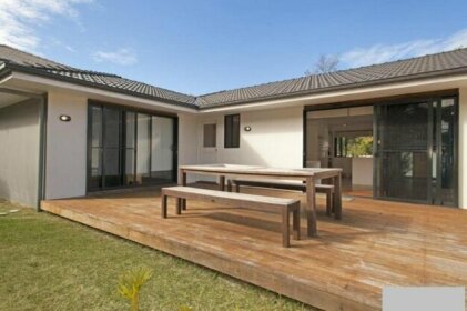 Hibiscus House - Sawtell NSW