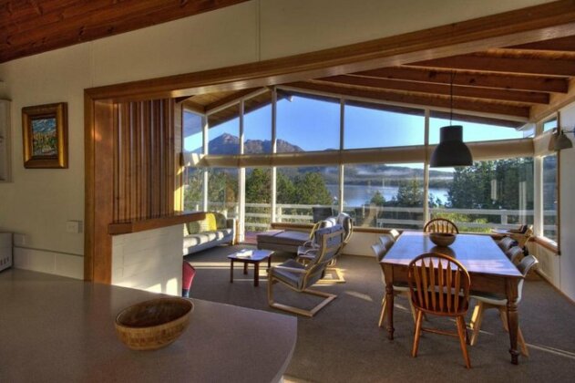Freycinet Beachfront Retreat - Photo4