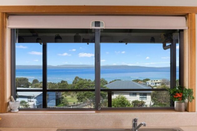 Zenith Coles Bay - Photo3
