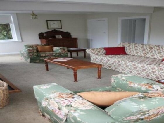 Brambletye Lodge - Photo2