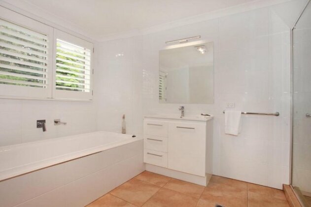 11 Dalmor Court Coolum Beach - Pet Friendly Linen Supplied 500 Bond - Photo4