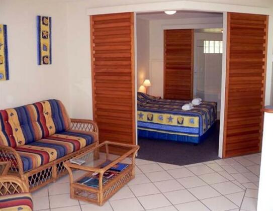 Coolum Baywatch Resort - Photo2