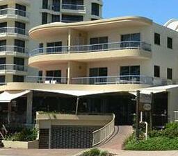 Coolum Baywatch Resort - Photo4